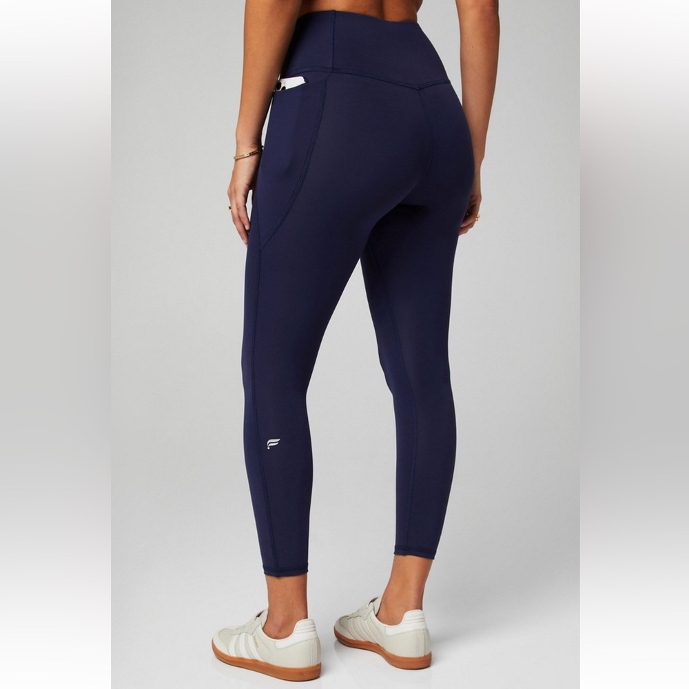 Fabletics crossover Leggings - Picture 3 of 8